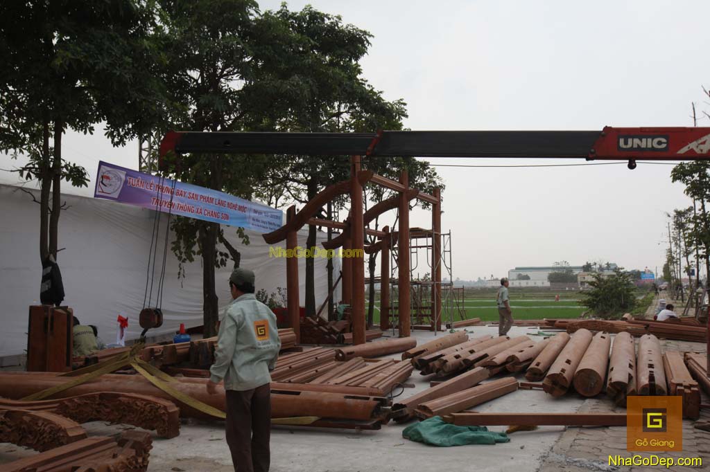 image Nhà gỗ Chàng Sơn với tuần lễ trưng bày sản phẩm làng nghề mộc cổ truyền Chàng Sơn