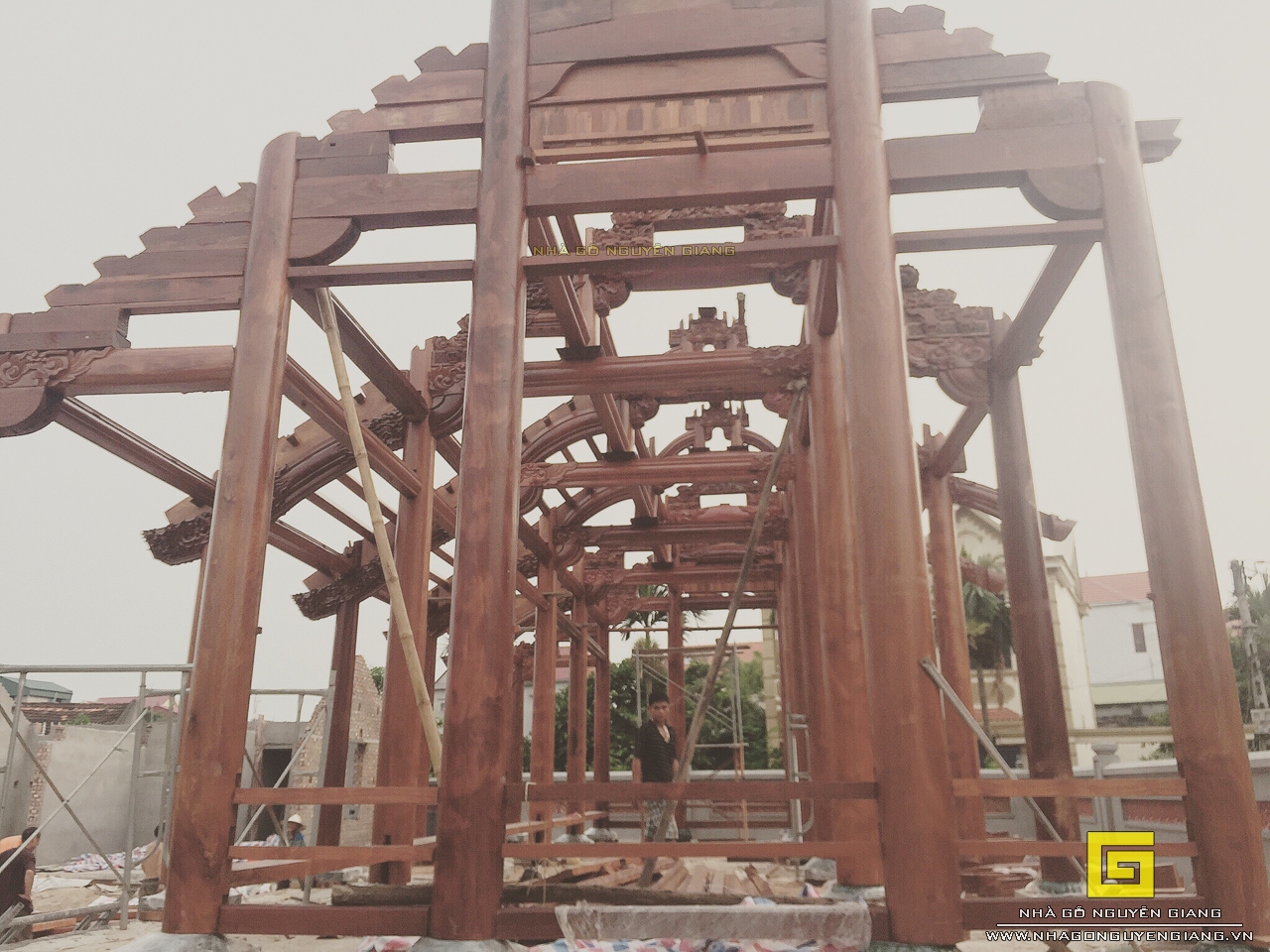 image Nhà thờ họ - Đỗ gia viên - Lắp dựng tại Gia Lộc, Hải Dương (Nhà Gỗ Lim Lào)