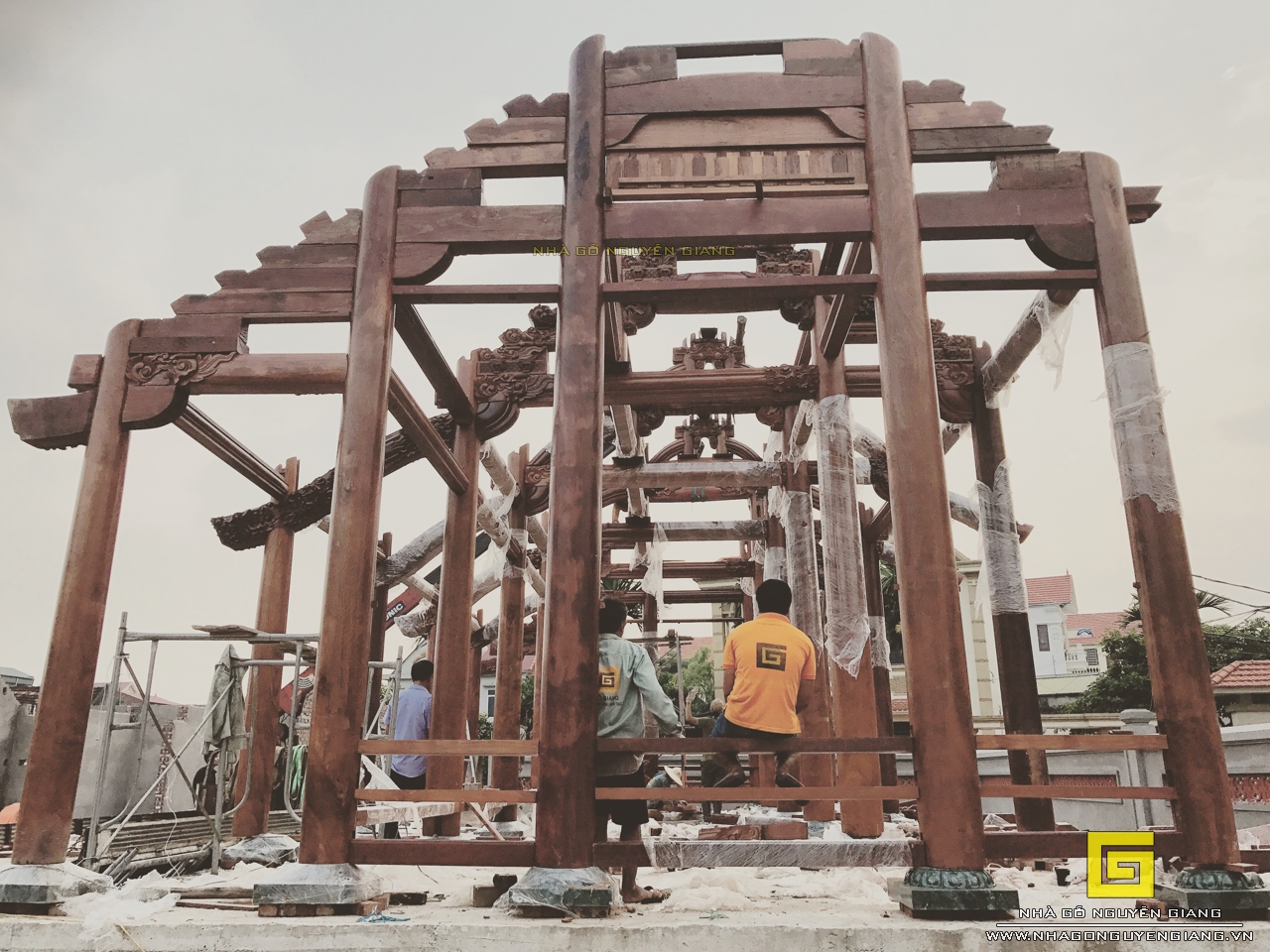 image Nhà thờ họ - Đỗ gia viên - Lắp dựng tại Gia Lộc, Hải Dương (Nhà Gỗ Lim Lào)