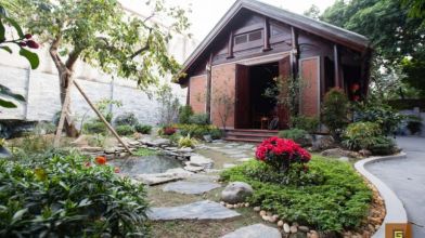 Thiết Kế Nhà Gỗ Sân Vườn Hiện Đại