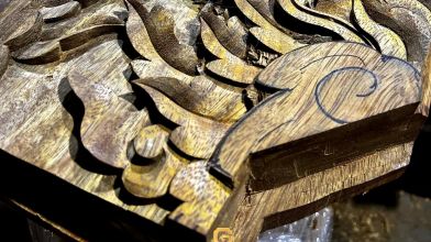 Bạo cửa truyền thống