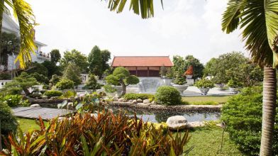 Choáng ngợp “biệt phủ” gỗ lim tinh xảo bậc nhất của đại gia Sài Gòn